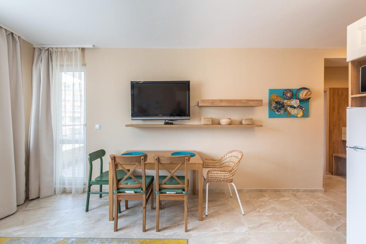 Aquamarine Apartment Pomorie Exterior photo